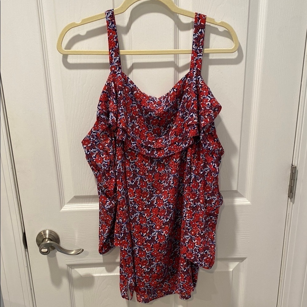 Cold Shoulder Top - Picture 2 of 5
